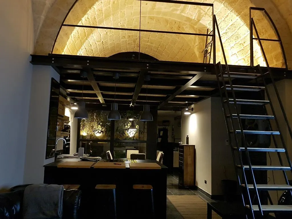Cairoliapartment باري إيطاليا