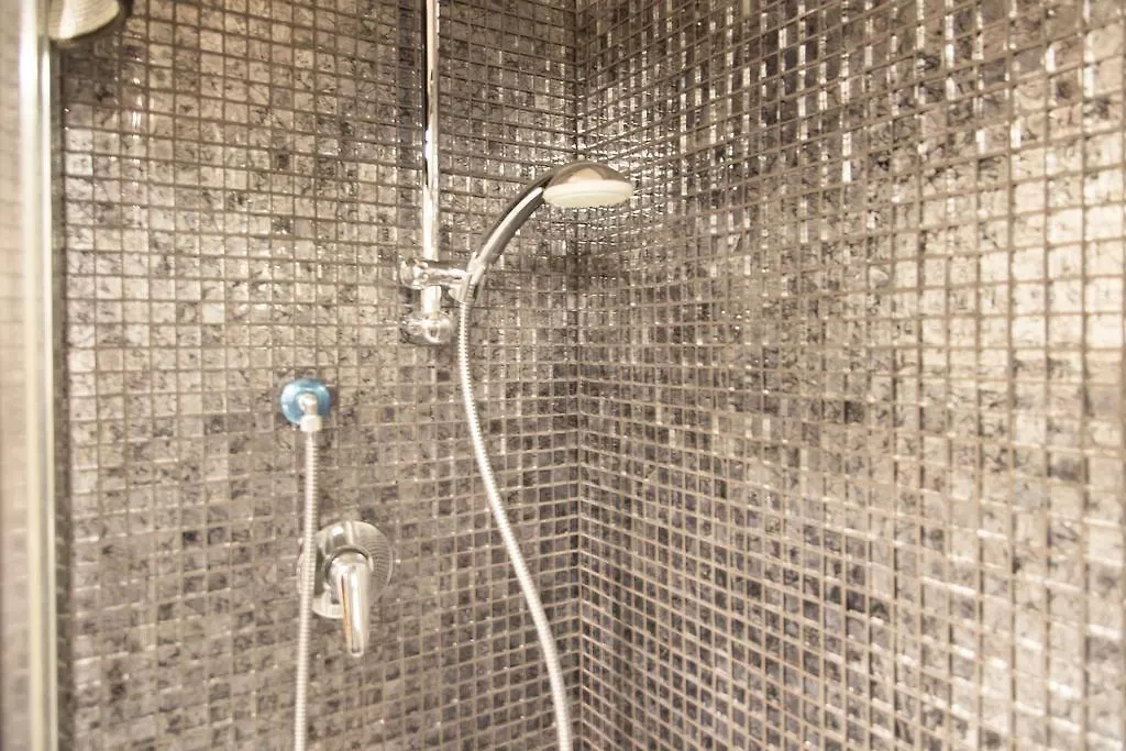 Cairoliapartment باري إيطاليا